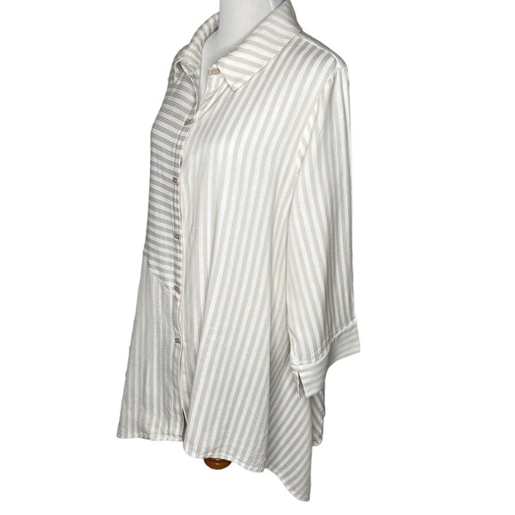 Soft Surroundings Striped Long Sleeve Button Abstract Hem Long Line Top Size 1X - Picture 4 of 16